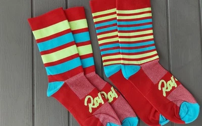 2 PAIRS !  Women Men's Cycling Socks  Breathable, anti slip STOCK CLEARANCE - Image 1 of 4