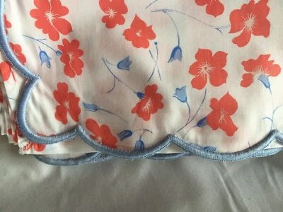 $3990 JUEGO DE 2 SÁBANAS DOBLES PRATESI ITALIA 4 piezas BORDADO FESTONEADO FLOR CAMPANA AMAPOLA Foto 1 de 4