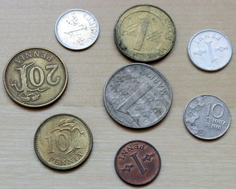 Finland Lot of 8 Coins Cover