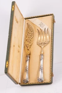 Serving cutlery in a case. Silver, gilt silver, etc. Puiforcat, France, ca 1900 - Picture 1 of 11