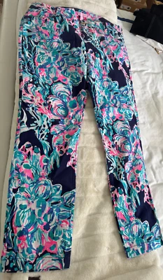 Chino Lilly Pulitzer Callahan en azul marino brillante atrapado - talla 14 - nuevo con etiquetas Foto 1 de 4