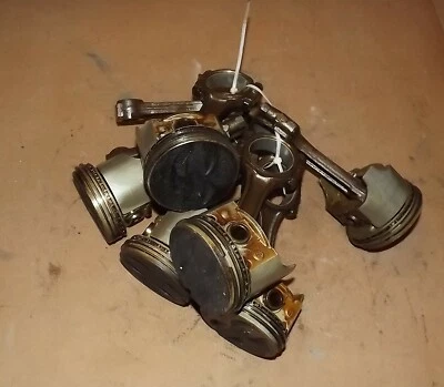 OMC GM Stern Drive 225 HP Piston & Rods PN 3923294 Fits 1974 - Image 1 of 4