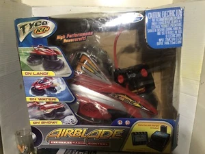 TYCO RC Air Blade Digital Radio Controlled hovercraft vehicle races on air Read - Picture 1 of 1