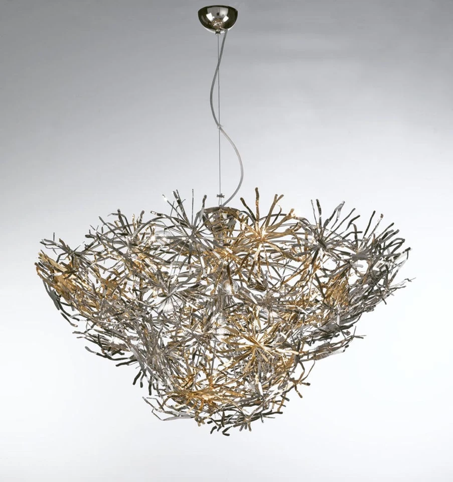 Lampadario a sospensione classico in metallo cromato argento oro  - Immagine 1 di 1