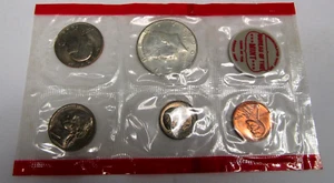 1968 D Uncirculated Mint Set W/O OGP - Picture 1 of 2