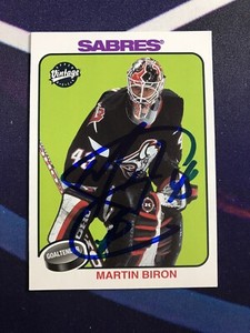 2001-02 Upper Deck Vintage Hockey #27 Martin Biron Autograph Sabres Auto