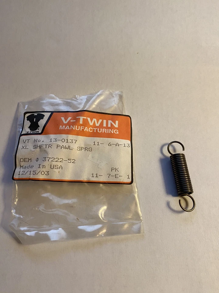 HARLEY DAVIDSON SHIFTER PAWL SPRING 1952-90 K MODEL & XL SPORTSTER OEM 37222-52 - Image 1 of 1