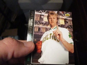 1992-93 Upper Deck Basketball Heroes Larry Bird #22 Boston Celtics - Picture 1 of 5