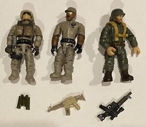 3 Halo Soldiers + 3 Weapons Toy Minifigures building Mega