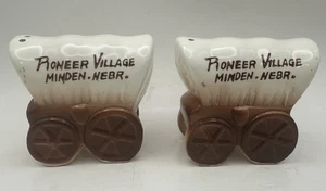 VTG 1950’s Pioneer Village Minden Nebraska Salt And Pepper Shakers 2.75" x 2.25" - Picture 1 of 12