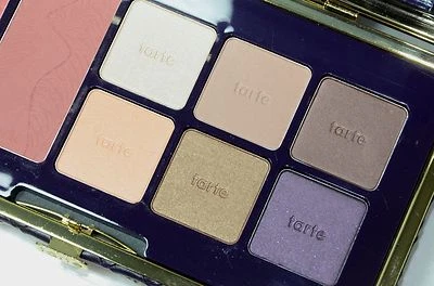 Paleta de ojos y mejillas Tarte Amazon Escape Amazonian Clay - Sombra de ojos y mejillas NUEVA Foto 1 de 4