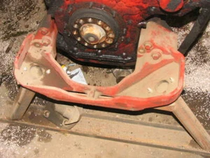 ISX Cummins FRONT ENGINE SUPPORT MOUNT Peterbilt  IH KW Ford Semi Truck - Picture 1 of 1
