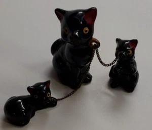 Vintage Wales Japan Redware Black Cat Kittens Figurines Halloween - Picture 1 of 16