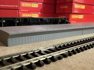 TT (1:120) Scale Single 110mm Straight Platform With Brick Detail Hornby Peco
