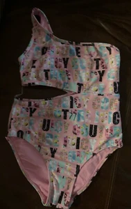 Juicy Couture Pink Logo Girls 1-Piece Swimsuit Peekaboo 1 Shoulder Strap 7/8 - Picture 1 of 4