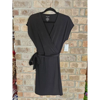 Nine West Black Short Sleeve Slinky A-Line Wrap Dress w Tie Belt Size Medium NWT - image 1 of 4