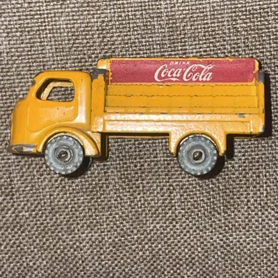 Vintage Lesney Matchbox COCA-COLA Karrier Bantam 2 Ton Delivery Truck No. 37 - Image 1 of 4