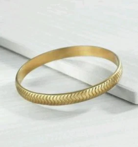 ❤️Silpada K & R Textured Grooved Brass Bangle Bracelet KRB0105 NWT - Picture 1 of 1