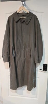 Bugatti Gents Full Length Olive Green Over Coat With Removable Lining -46" Chest - Image 1 of 4