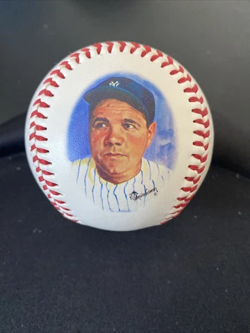 Babe Ruth NY Yankees - Fotoball Stats / Souvenir Collectible Baseball ⚾️ Ball Cover