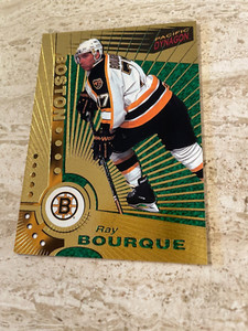 1997-98 Pacific Dynagon Hockey #7 Ray Bourque - Boston Bruins - HOF  NR-MT
