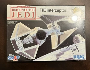 Star Wars  Return Of The Jedi TIE Interceptor / Tie Fighter MPC Snap Model Kit - Picture 1 of 7