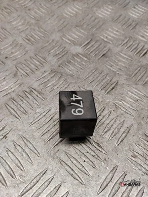 Relè VW PASSAT Variant B6 3C5 3c0951253a 2.00 Diesel 2007 32960179 - Immagine 1 di 3