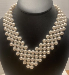 Schöne Napier patentierte Kunstperlen V-Ausschnitt Halsband Halskette - Bild 1 von 6