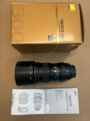 NIKON LENS 300MM PF F4 AF-S NIKKOR ED VR BOXED F MOUNT - Image 1 of 4