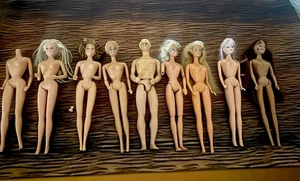 💎 Large Bundle Barbie & Ken Bodies Mattel 1966 - Hobbyists Spare Parts Vintage - Picture 1 of 24