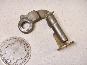 80 SUZUKI DR400 CARBURETOR SLIDE LINKAGE HINGE ARM SET - Picture 1 of 5