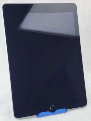 Apple iPad 6th Gen A1893 32GB Wi-Fi 9.7 in Space Gray - Image 1 of 2