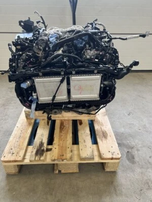 Mercedes Benz E63 4.0 V8 AMG Motor 177980 612 Ps Engine Complete OM177 - Image 1 of 3
