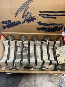 Manley Titanium Valves SBC 4.940 Hardened Tips 1.625 .3415 Set Of 8 - Picture 1 of 6