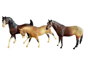 Lot of 3 Preowned Breyer Horses, 975 sarabian, Tally Ho, King Of Hearts 700197 - Picture 1 of 14