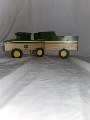 Learning Curve John Deere Wooden Pickup Truck And Trailer Log Carrier Set - Image 1 of 4