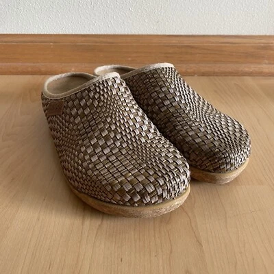 Taos Primavera Women’s Tan and Bronze Woven Mules, Size 40 (US 9-9.5) Foto 1 de 4