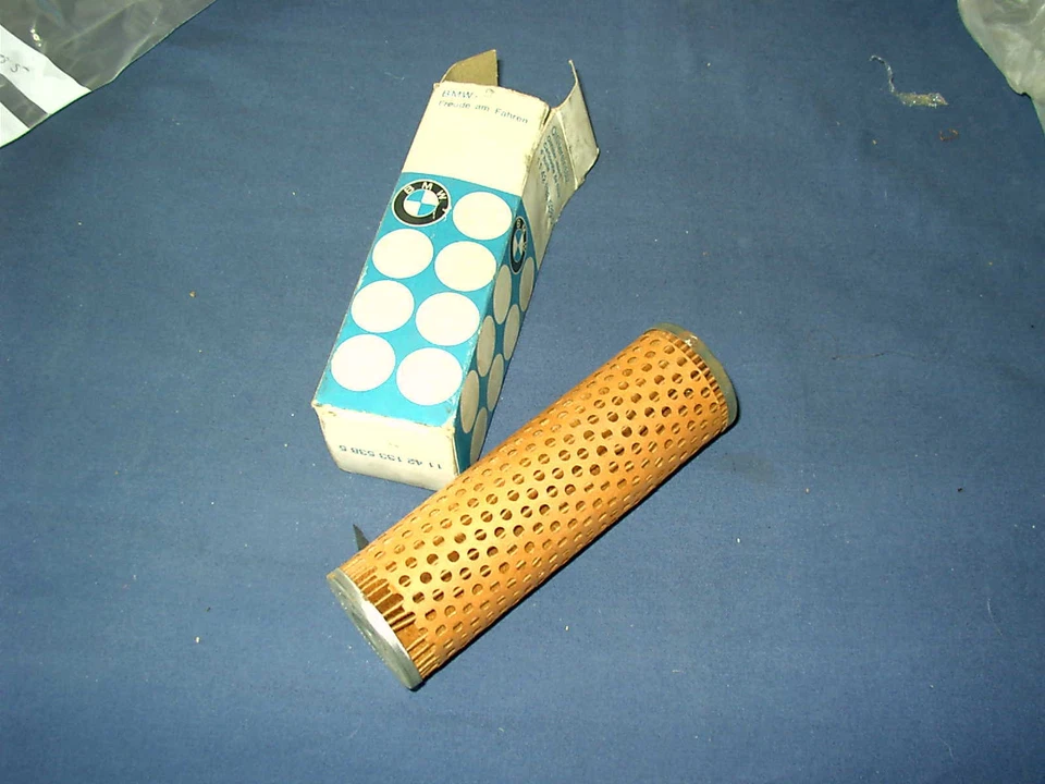 FILTRO DE ACEITE BMW R100CS/7T/GS/R MYSTIK/60/75/80 NOS 11421335385 Foto 1 de 1