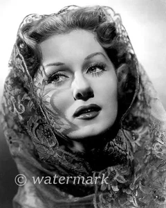 ACTRESS RHONDA FLEMING - 8X10 PUBLICITY PHOTO - Picture 1 of 1