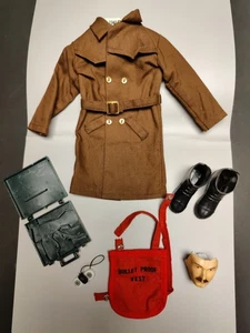 Hasbro G.I. Joe Secret Agent - Trenchcoat - kugelsichere Weste - gefälschtes Gesicht - Etui - Bild 1 von 14