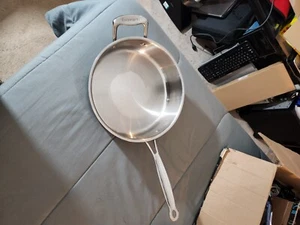 CUISINART 3.5 QUART STAINLESS STEEL SAUTE PAN NO LID MODEL 733 24H - Picture 1 of 5