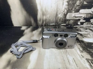 Yashica Kyocera Film Camera EZ Zoom 105 Compact 35mm - Picture 1 of 9