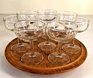 Lot of 8 Vintage Etched Starflower With Leaves Footed Champagne Glasses 4.5" - Picture 1 of 7