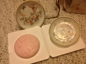 Vintage Avon Butterfly Fantasy 2 Porcelain Dishes & Soap NEW OLD STOCK - Picture 1 of 2