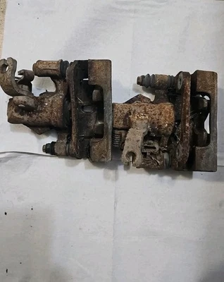 Pinzas de freno traseras 1G 1990-94 Mitsubishi Eclipse Talon Laser AWD con soportes  Foto 1 de 4