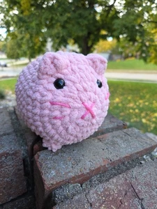 Ganchillo hecho a mano Loaf Cat aproximadamente 6x5 pulgadas - Imagen 1 de 5