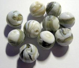 Slight 2nds - 10 x Glass Lampwork marble pattern 14mm Wide Beads OLIVE - FD4D - Picture 1 of 2