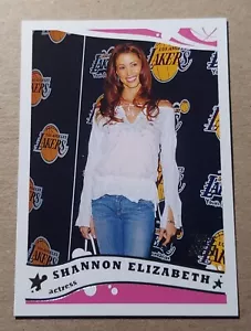2004-05 Topps SHANNON ELIZABETH #251 Pink Actress Rookie 1st RC American Pie - Imagen 1 de 4