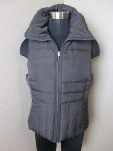 Kenneth Cole Reaction Womens Brown Puffer Vest Jacket Sleeveless Size Medium M - Picture 1 of 9