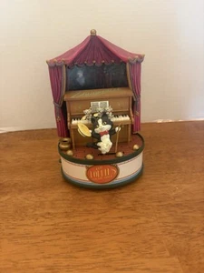 Vintage/ 1988 /Enesco /The Follies Music Hall/ Music Box/mint - Picture 1 of 10